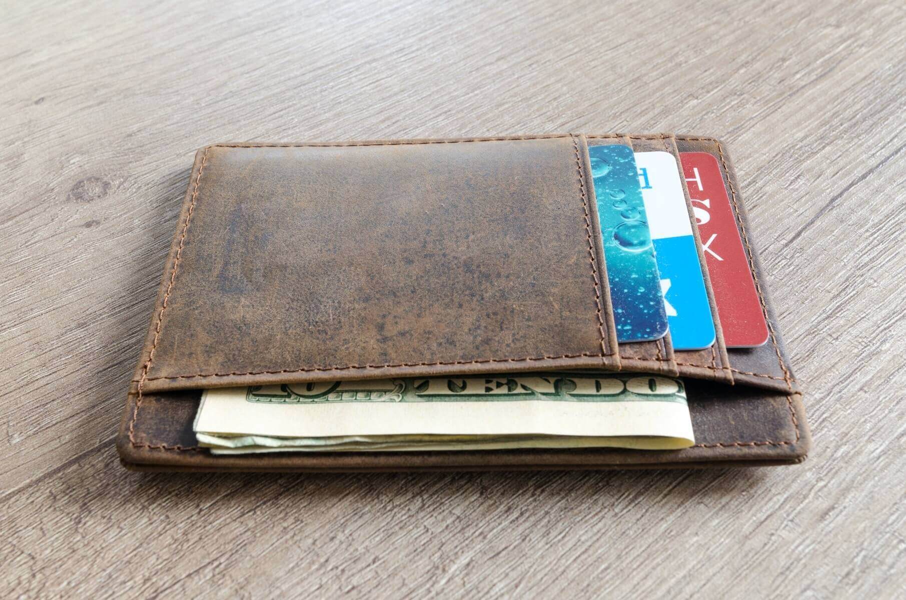 picture of a wallet representing the Apple Pay later feature